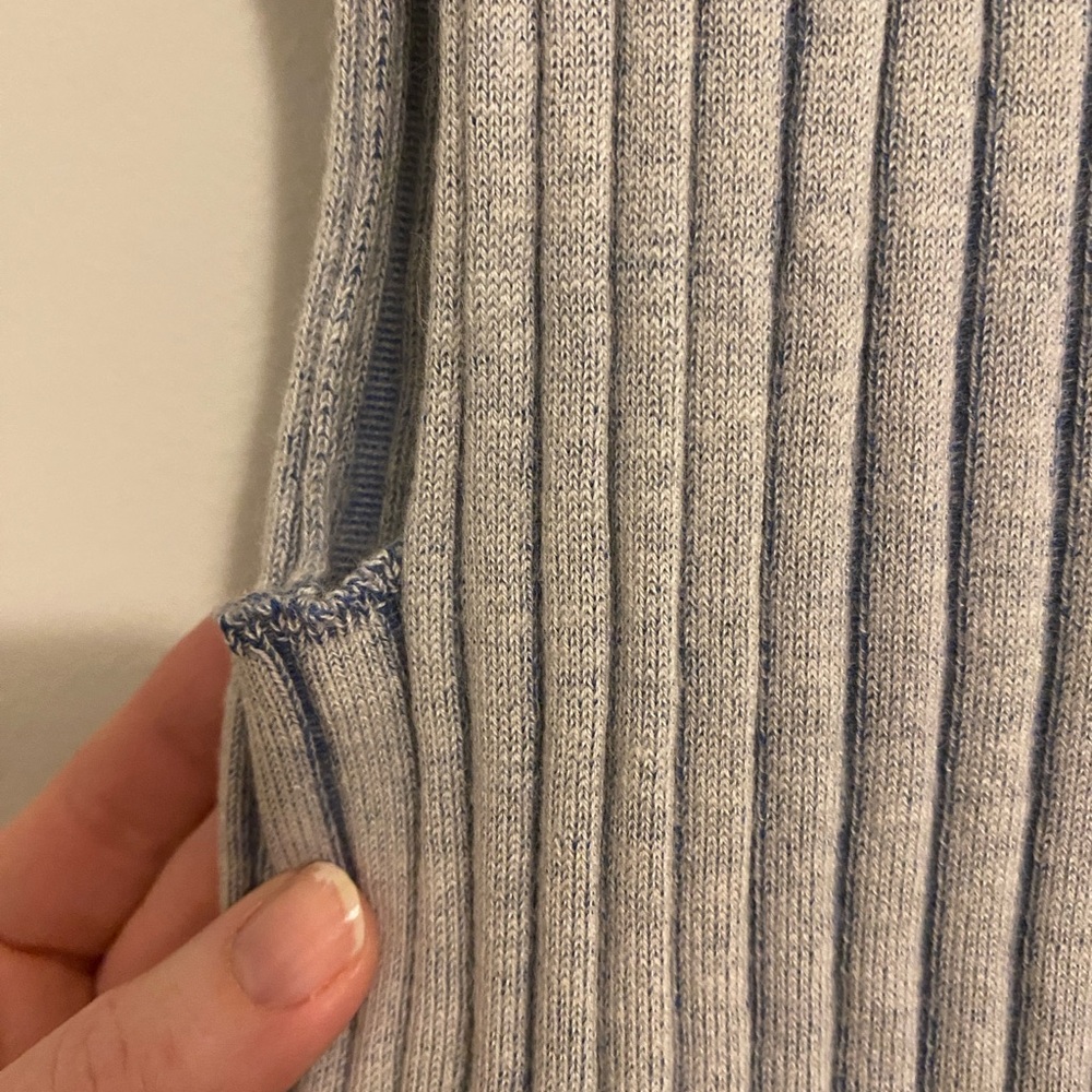 Burberry blue ribbed sleeveless turtleneck cashmere and silk sweater (size xxs) - Picture 8 of 11